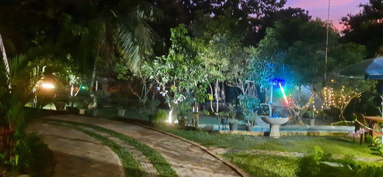 Green Edge Residences ดัมบูลลา ภายนอก รูปภาพ