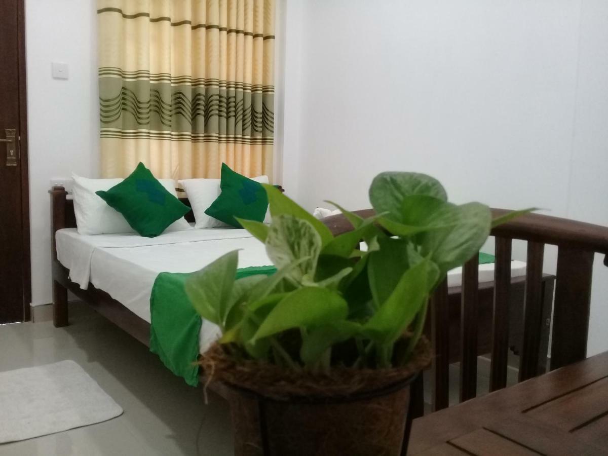 Green Edge Residences ดัมบูลลา ภายนอก รูปภาพ
